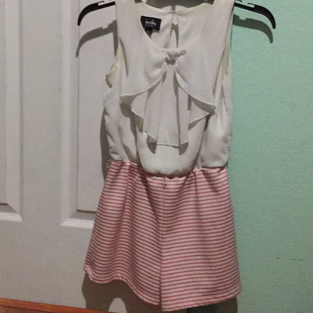 Girls romper medium (10-12)